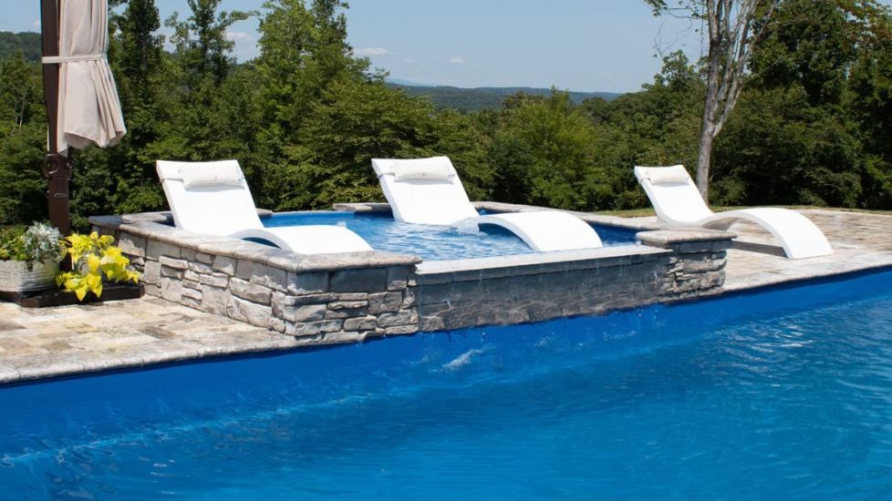 The Lagoon Tanning Ledge