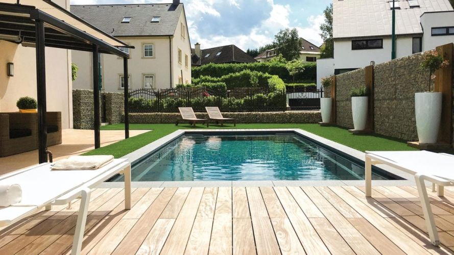The Freedom Fibreglass Pool